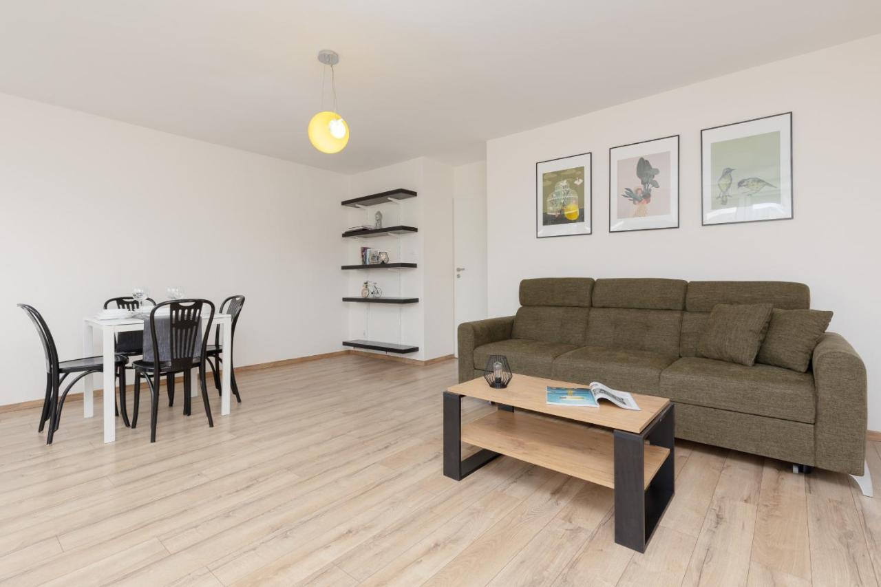 Old Town Spacious Apartment Bonifraterska By Renters Varsó Kültér fotó